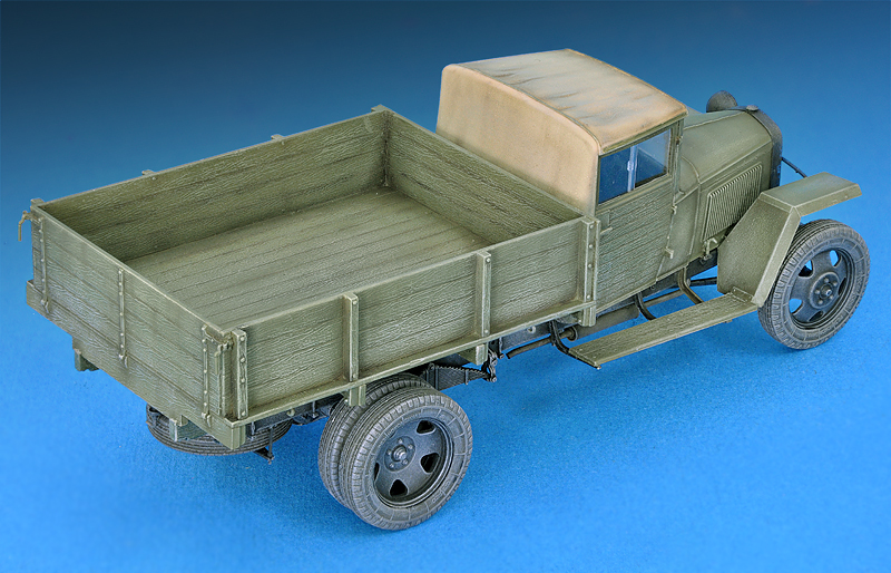 1/35 Miniart GAZ-MM Model 1943 Cargo Truck w/Figure 
