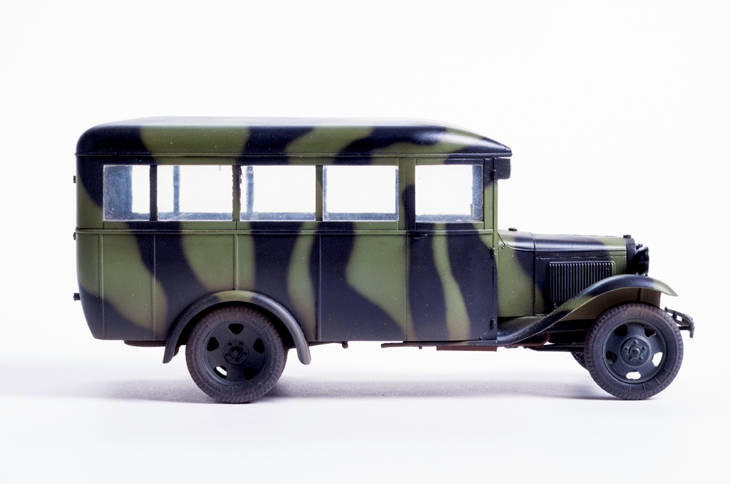 red 1933 Scale model car 1:43 GAZ–03-30 city bus 