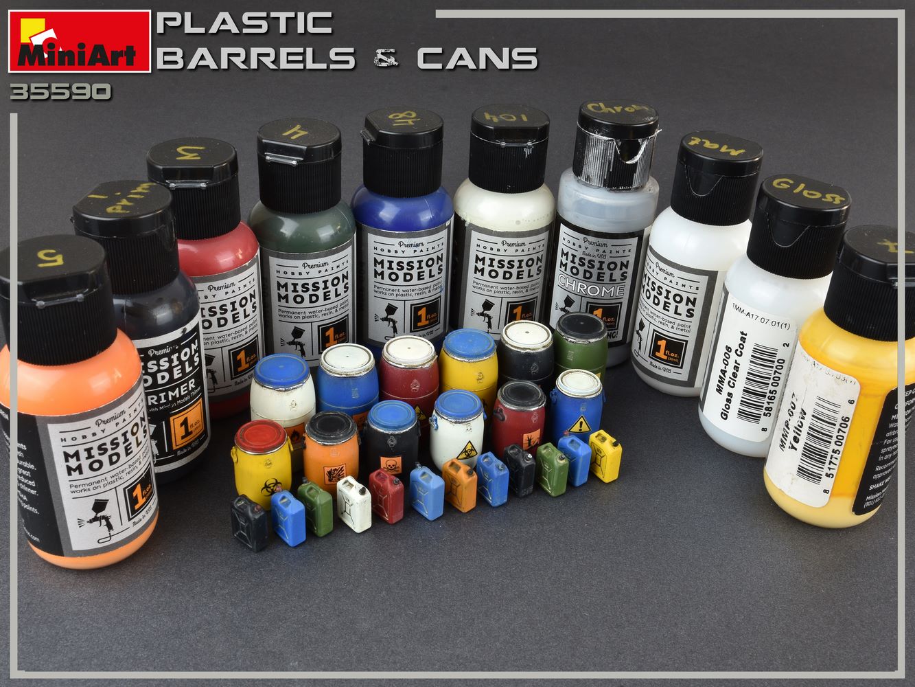 Miniart 35590-1:35 Plastic Barrels & Cans
