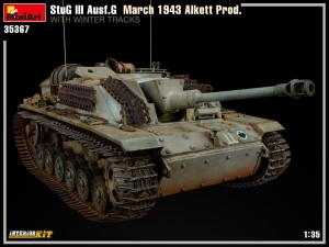 New Photos of Kit: 35367 StuG III Ausf. G March 1943 Alkett Prod. WITH WINTER TRACKS. INTERIOR KIT