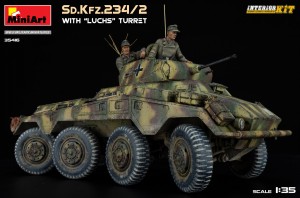 New Photos of Kit: 35416 Sd.Kfz.234/2 WITH “LUCHS” TURRET. INTERIOR KIT